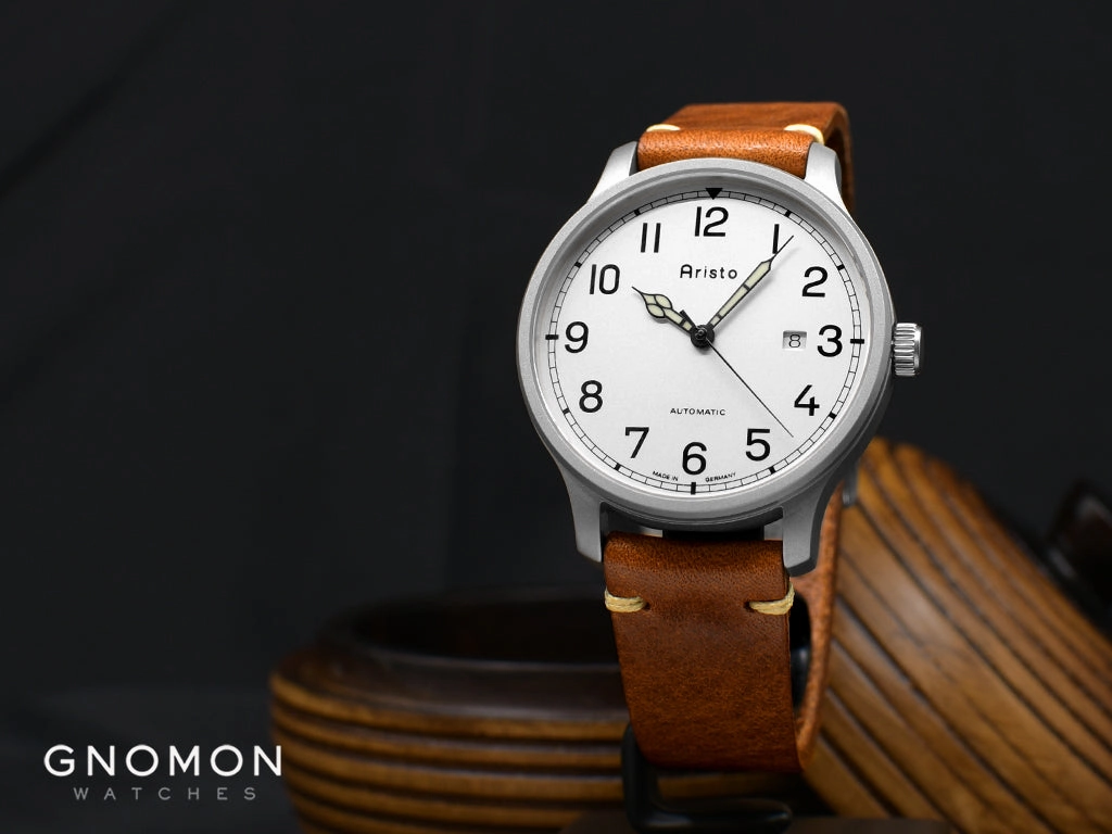 Vintage Marine Grey 42 Leather 3H215A - Sapphire