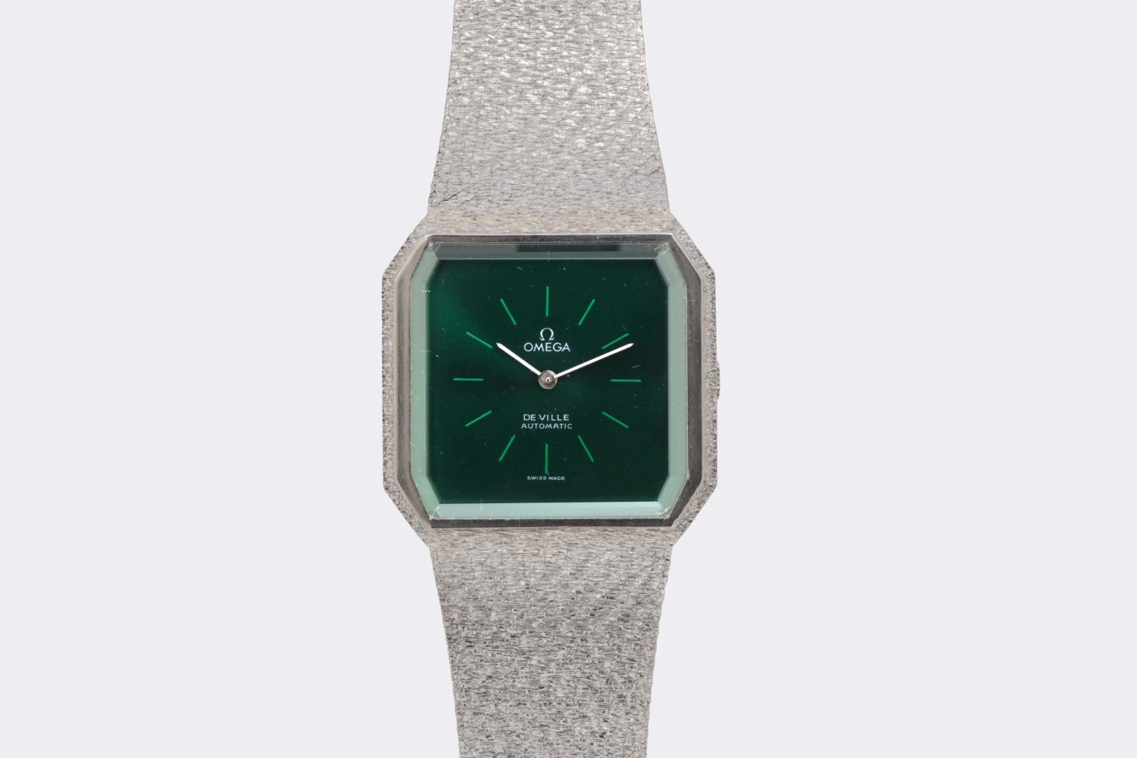 Vintage! Omega De Ville 8328 18k White Gold GREEN DIAL 30mm Watch (80.16g.)