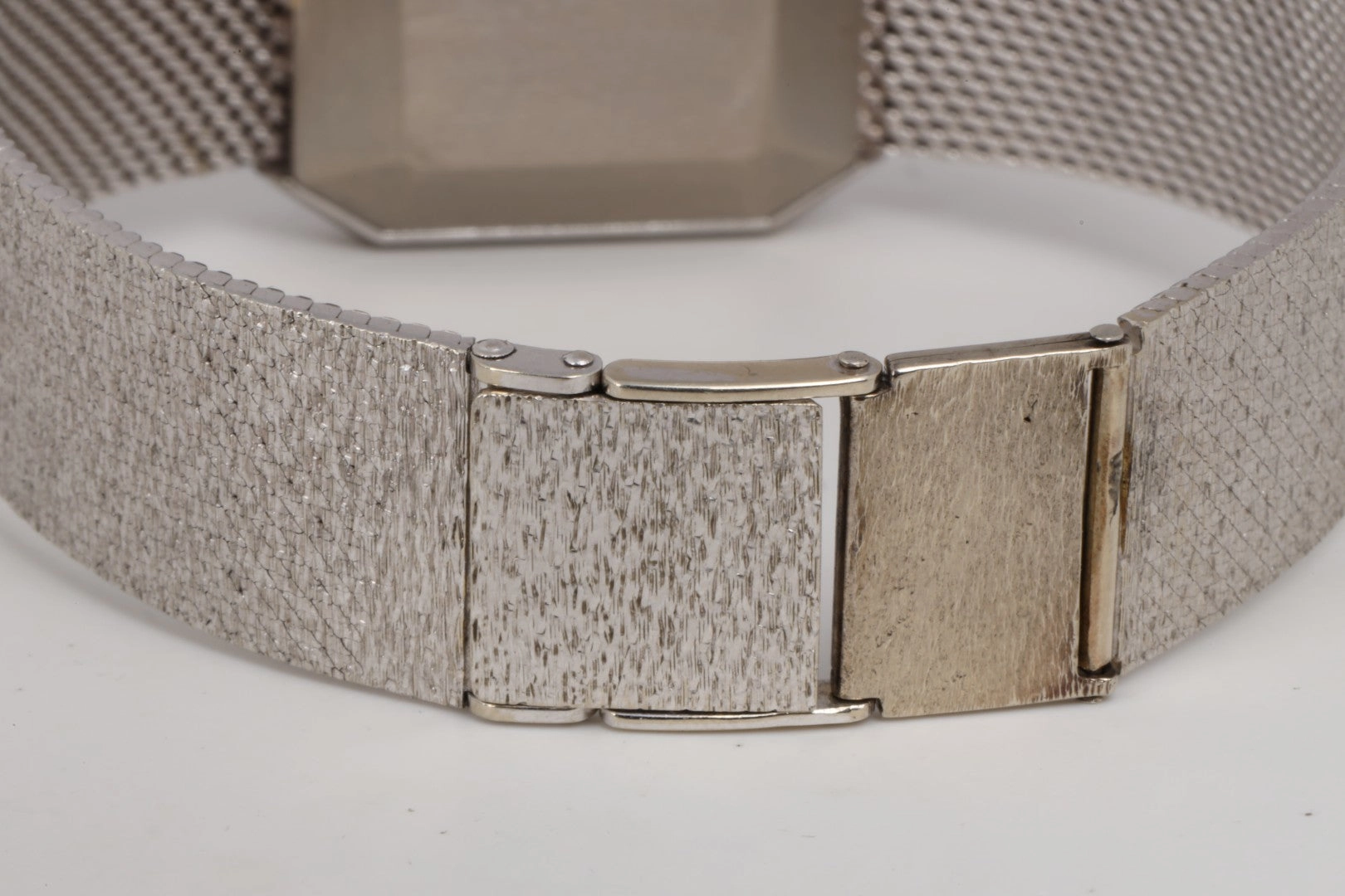Vintage! Omega De Ville 8328 18k White Gold GREEN DIAL 30mm Watch (80.16g.)