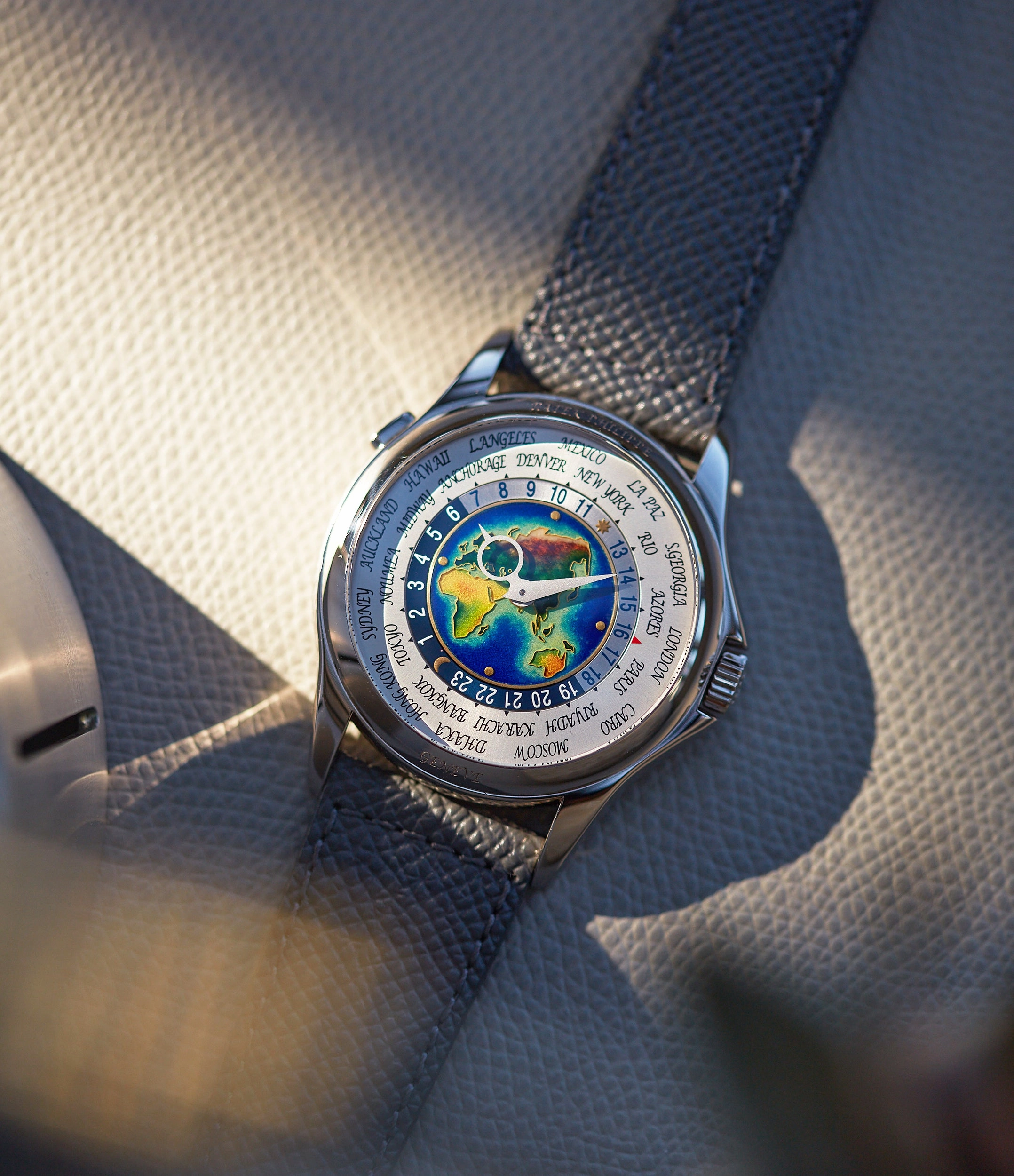 World Time 5131G | White Gold